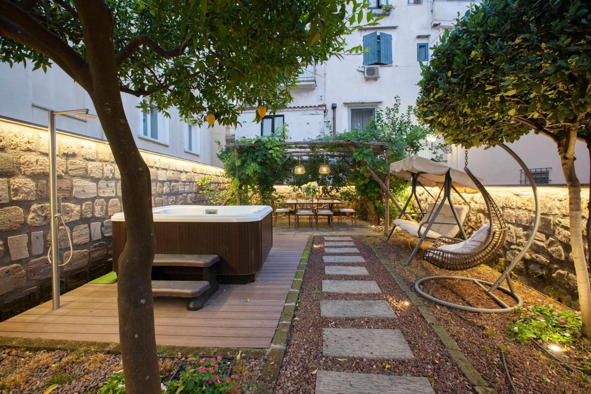 Amore Rentals - Appartamento Terrazza Tasso Sorrent Exterior foto