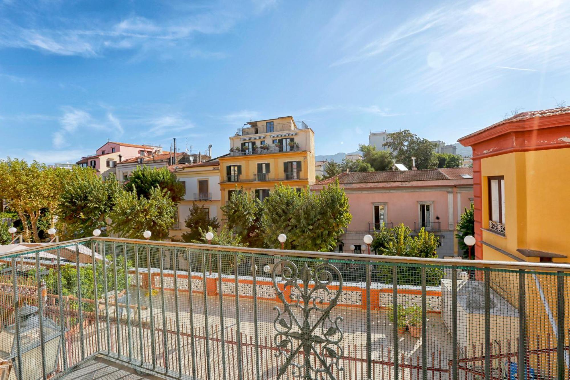 Amore Rentals - Appartamento Terrazza Tasso Sorrent Exterior foto